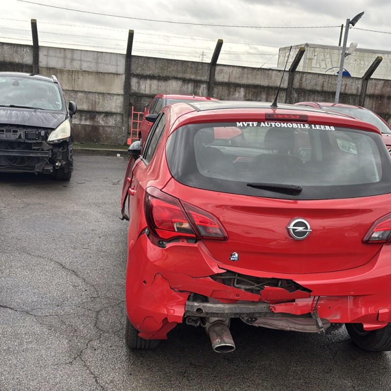 OPEL CORSA E 1.4i - 16V TURBO Photo n°6