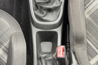 OPEL CORSA E 1.4i - 16V TURBO