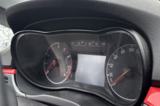 OPEL CORSA E 1.4i - 16V TURBO