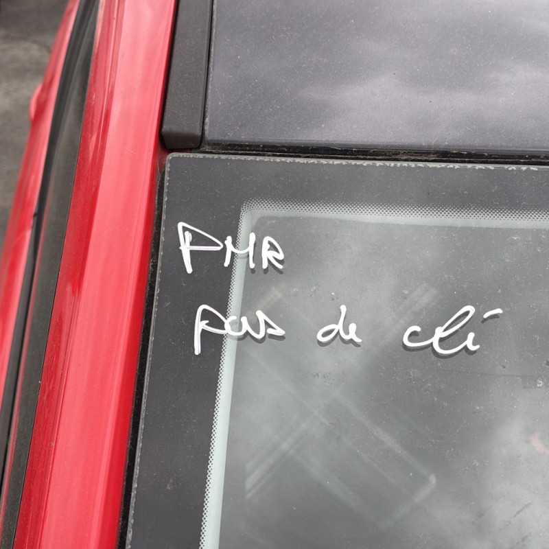 OPEL CORSA E 1.4i - 16V TURBO Photo n°25