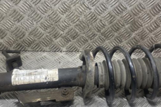 Amortisseur avant gauche FORD FIESTA 5 Photo n°1