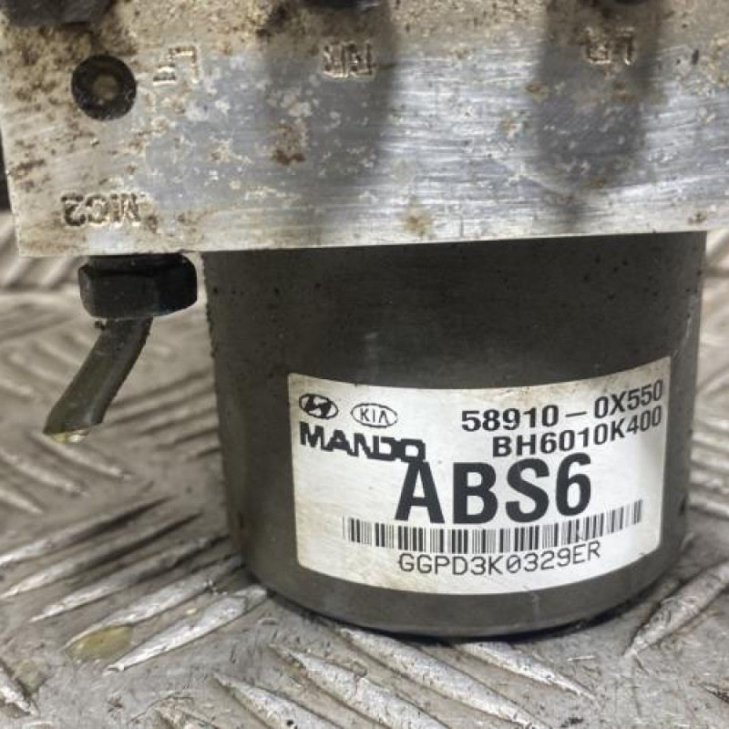 Bloc ABS (freins anti-blocage) HYUNDAI I 10 1 Photo n°2