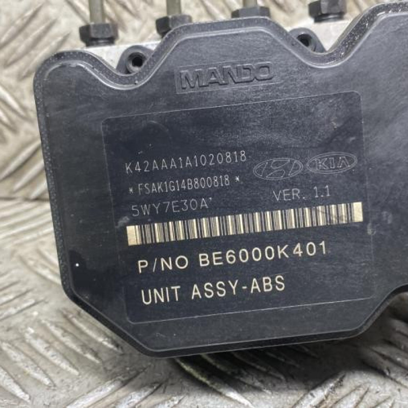 Bloc ABS (freins anti-blocage) HYUNDAI I 10 1 Photo n°3