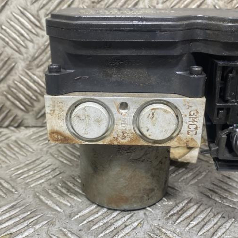 Bloc ABS (freins anti-blocage) HYUNDAI I 10 1 Photo n°4