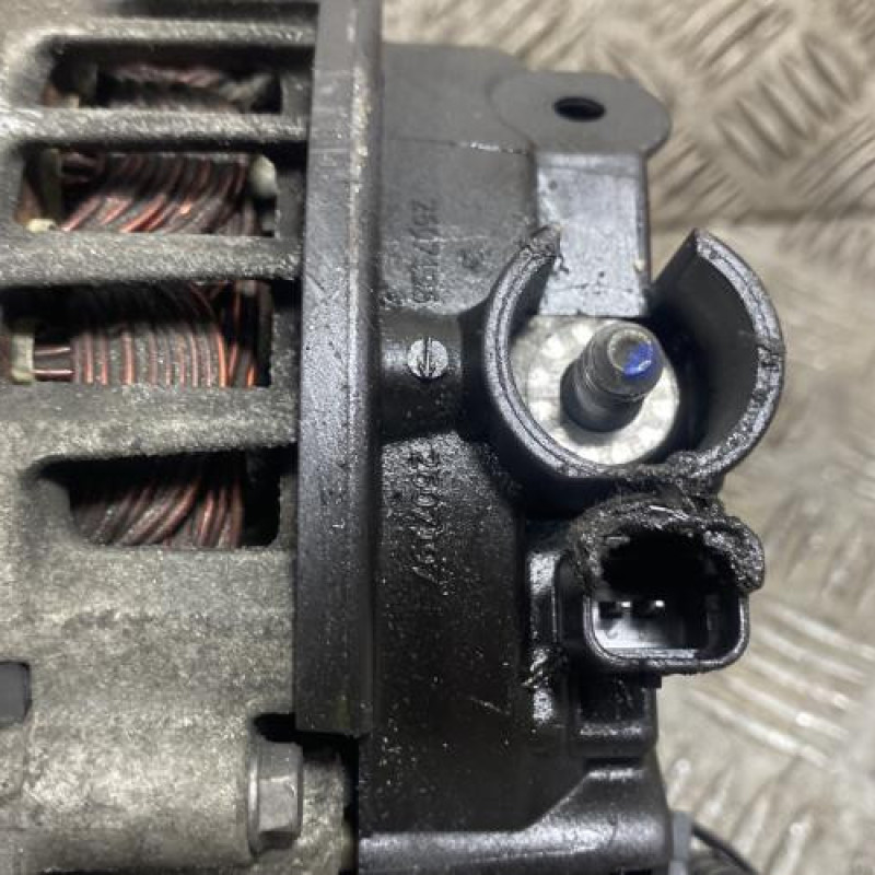 Alternateur CITROEN C4 1 Photo n°4