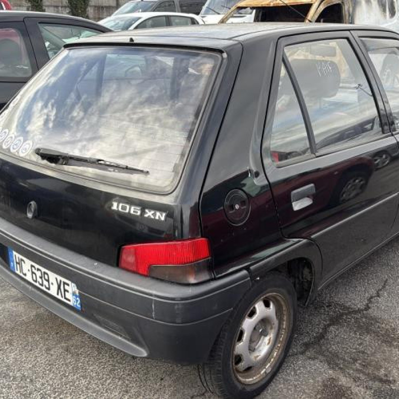 Optique avant secondaire droit (feux)(clignotant) PEUGEOT 106 Photo n°6