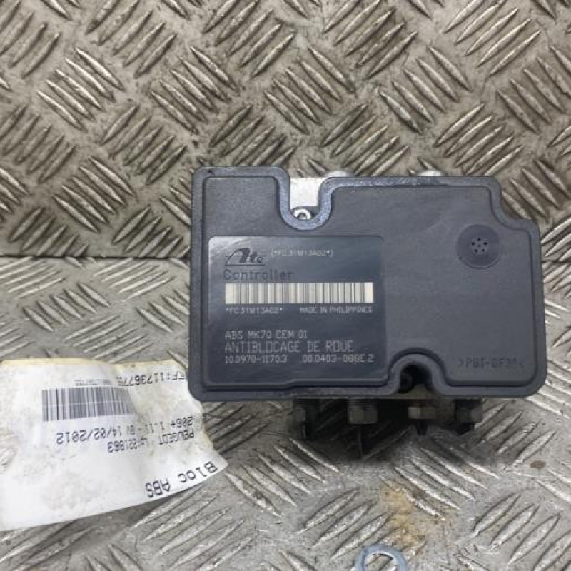 Bloc ABS (freins anti-blocage) PEUGEOT 206+ Photo n°1
