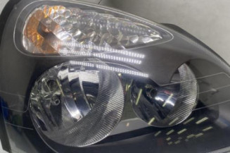 Optique avant principal droit (feux)(phare) RENAULT CLIO 2 Photo n°1