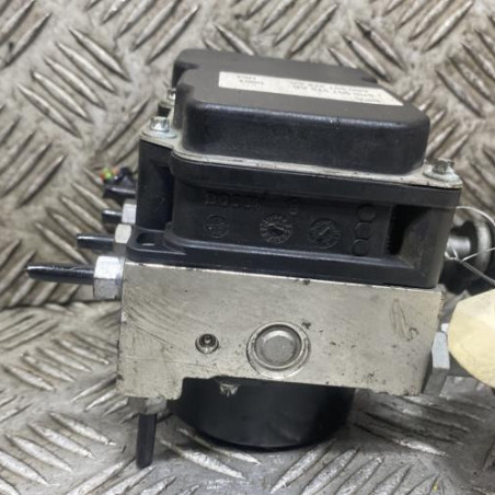 Bloc ABS (freins anti-blocage) VOLKSWAGEN POLO 5 Photo n°1