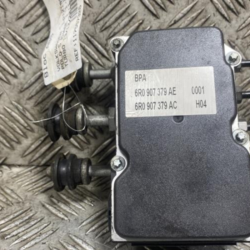 Bloc ABS (freins anti-blocage) VOLKSWAGEN POLO 5 Photo n°8