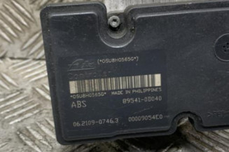 Bloc ABS (freins anti-blocage) TOYOTA YARIS 2