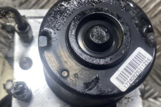 Bloc ABS (freins anti-blocage) TOYOTA YARIS 2