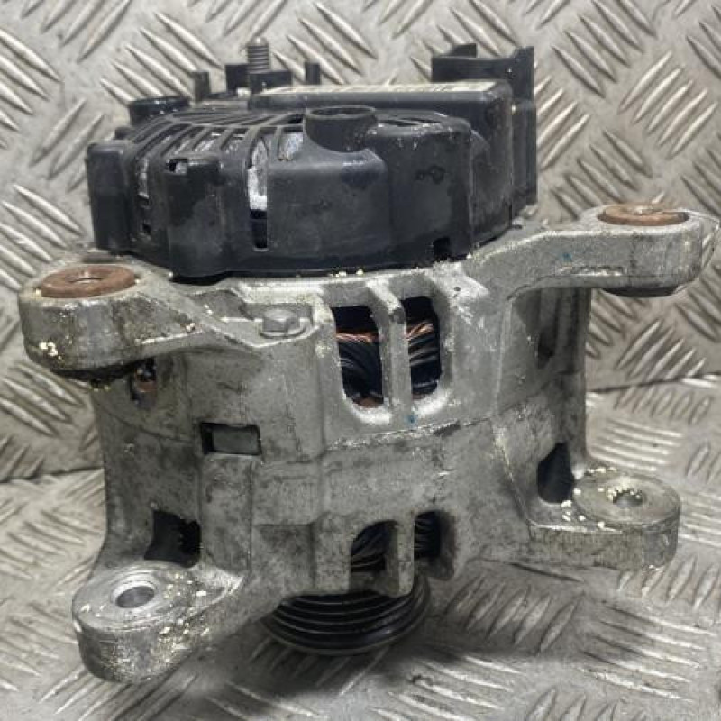 Alternateur RENAULT TWINGO 2 Photo n°1