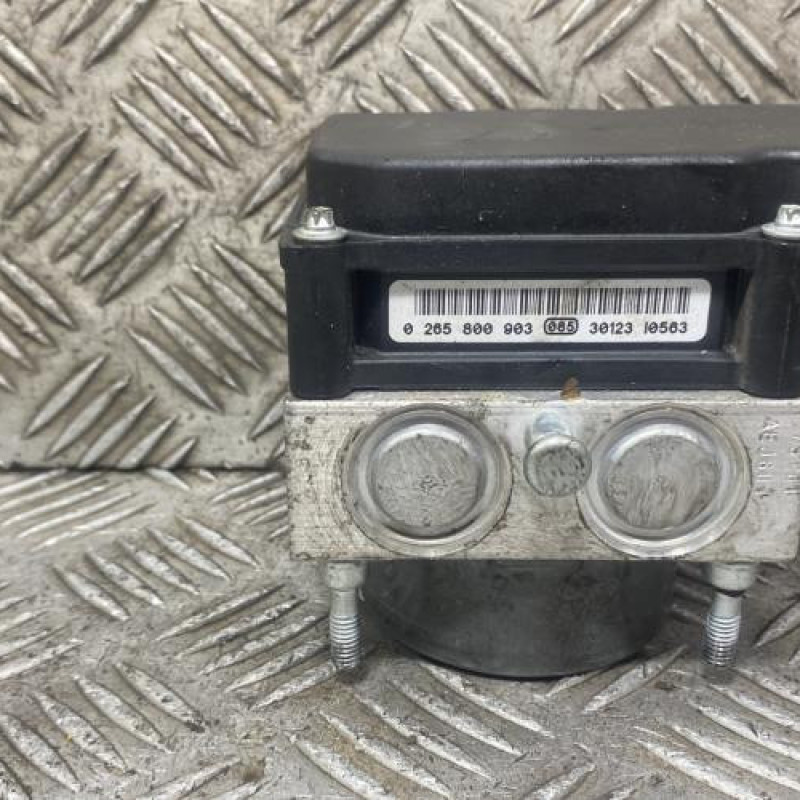 Bloc ABS (freins anti-blocage) DACIA DUSTER 1 Photo n°4