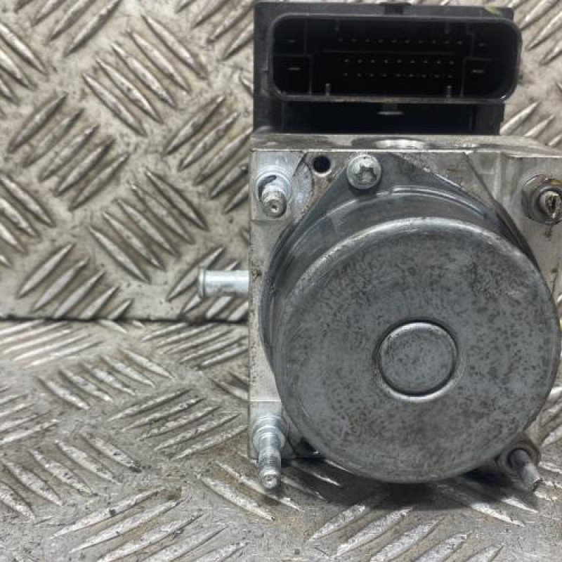 Bloc ABS (freins anti-blocage) DACIA DUSTER 1 Photo n°6