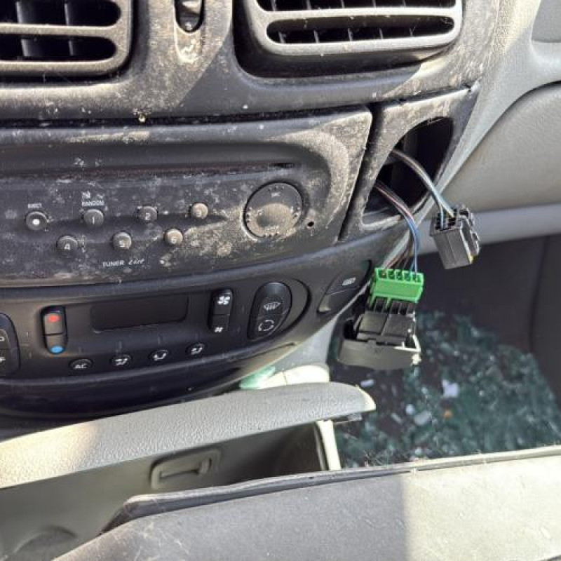 Anti brouillard droit (feux) RENAULT SCENIC 1 Photo n°14