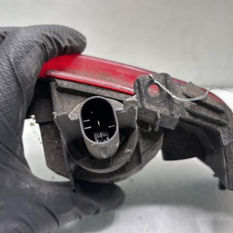 Anti brouillard arriere gauche OPEL MERIVA A Photo n°3