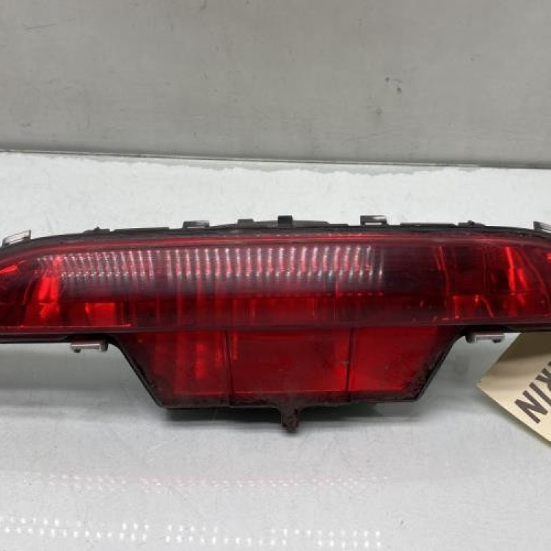 Anti brouillard arriere PEUGEOT 208 1 Photo n°1