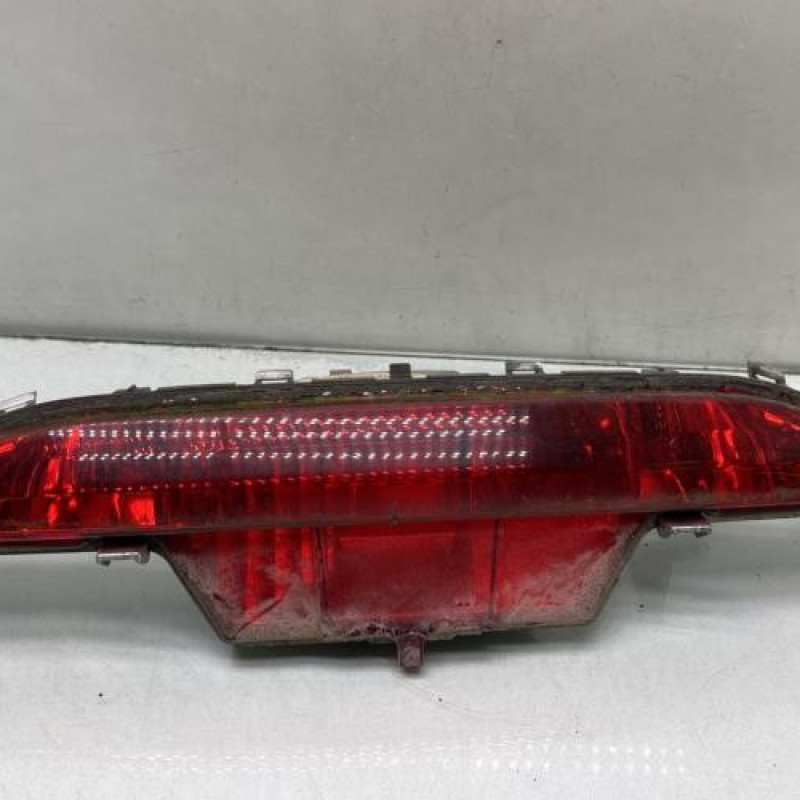 Anti brouillard arriere PEUGEOT 208 1 Photo n°1