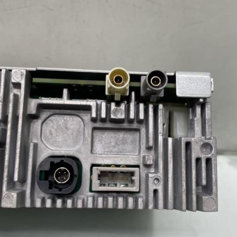 Autoradio d'origine PEUGEOT 208 1 Photo n°3