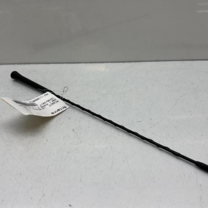 Antenne PEUGEOT 208 1 Photo n°3