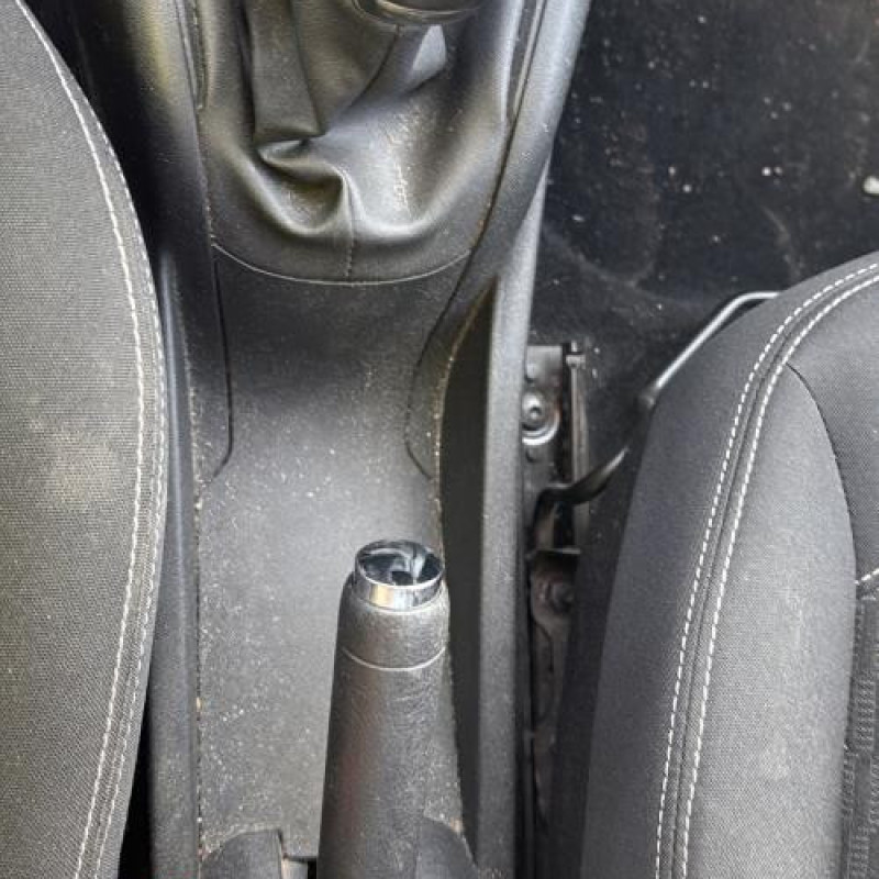 Antenne PEUGEOT 208 1 Photo n°18