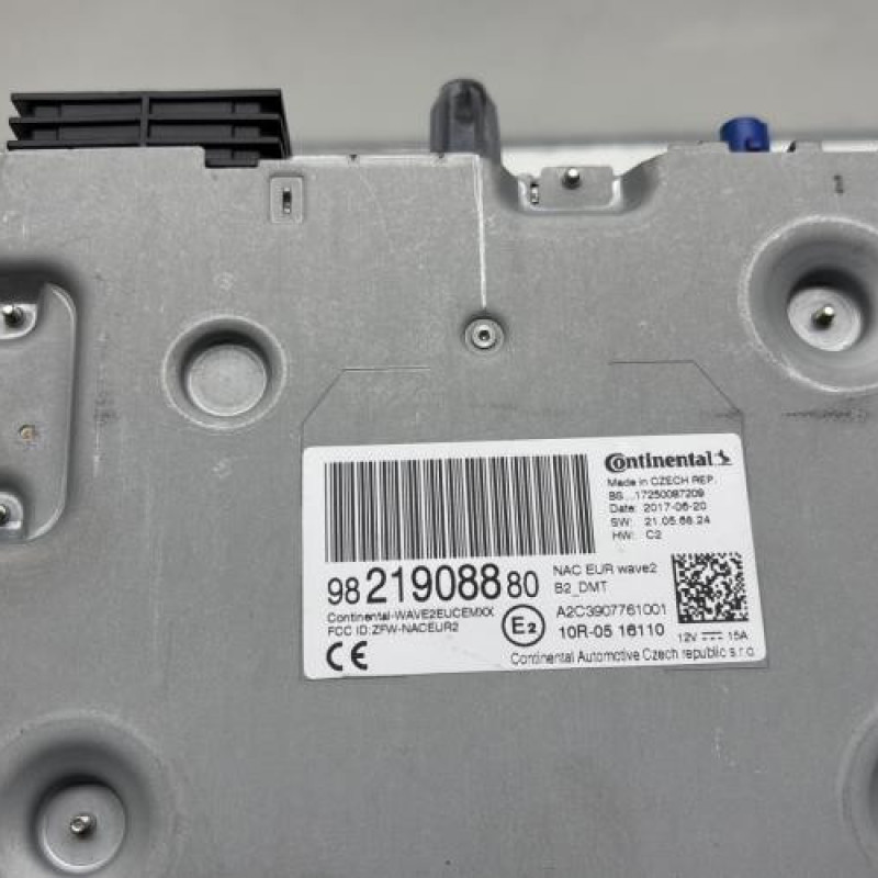 Autoradio d'origine PEUGEOT 208 1 Photo n°2