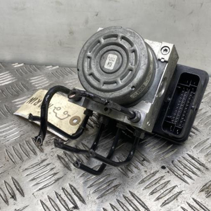 Bloc ABS (freins anti-blocage) PEUGEOT 208 1 Photo n°3