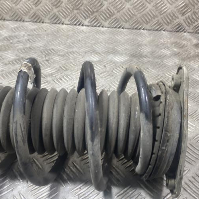 Amortisseur avant gauche PEUGEOT 308 2 Photo n°4