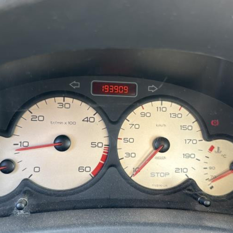 Alternateur PEUGEOT PARTNER 1 Photo n°17