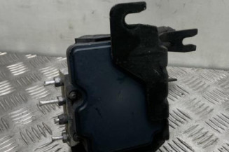 Bloc ABS (freins anti-blocage) DACIA DUSTER 1 Photo n°1