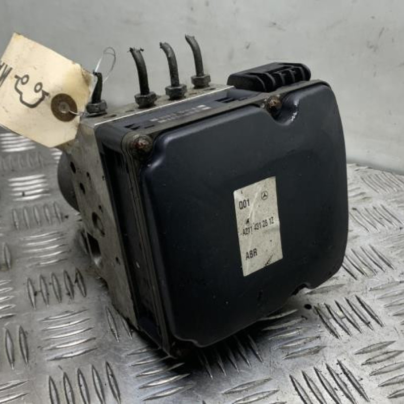 Bloc ABS (freins anti-blocage) MERCEDES CLASSE CLS 219 Photo n°1