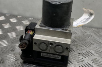 Bloc ABS (freins anti-blocage) MERCEDES CLASSE CLS 219