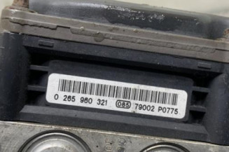 Bloc ABS (freins anti-blocage) MERCEDES CLASSE CLS 219