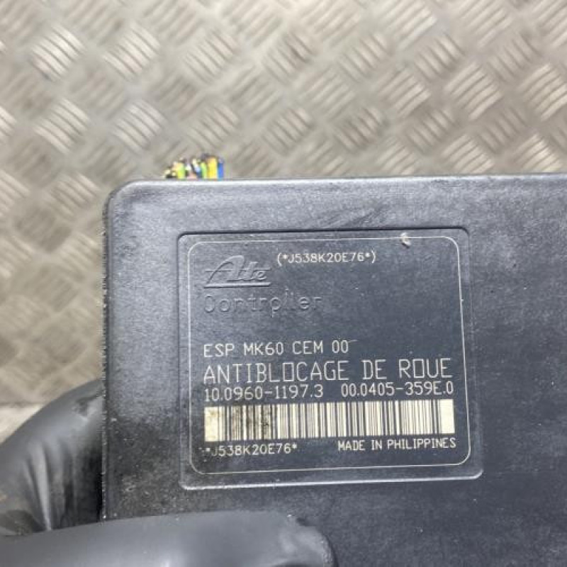 Bloc ABS (freins anti-blocage) PEUGEOT 207 Photo n°4