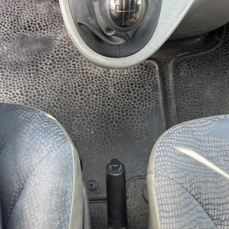 Moteur RENAULT TRAFIC 2 Photo n°18