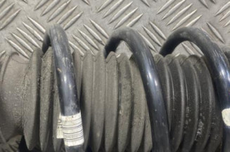 Amortisseur avant droit OPEL CORSA D