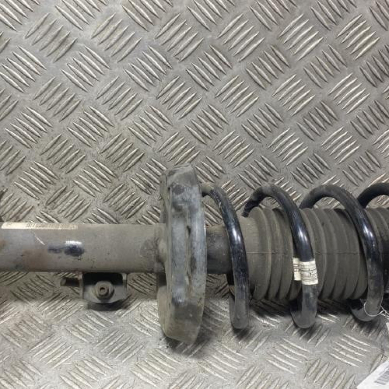 Amortisseur avant gauche OPEL CORSA D Photo n°1