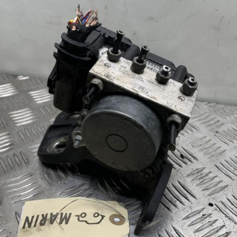 Bloc ABS (freins anti-blocage) OPEL CORSA D Photo n°2