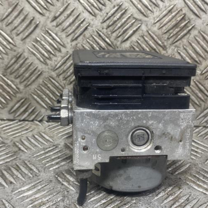 Bloc ABS (freins anti-blocage) FORD FIESTA 6 Photo n°6