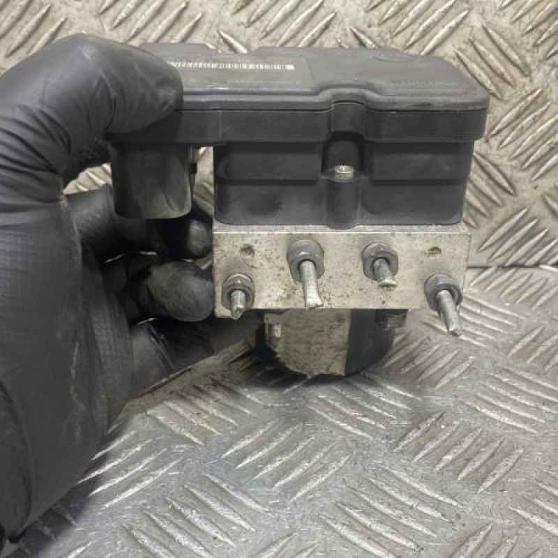 Bloc ABS (freins anti-blocage) RENAULT MEGANE 3 Photo n°5