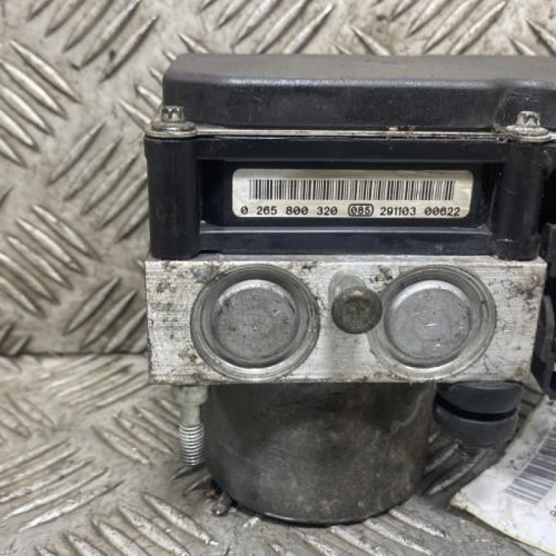 Bloc ABS (freins anti-blocage) NISSAN MICRA 3 Photo n°3