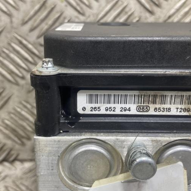 Bloc ABS (freins anti-blocage) PEUGEOT 508 1 SW Photo n°3