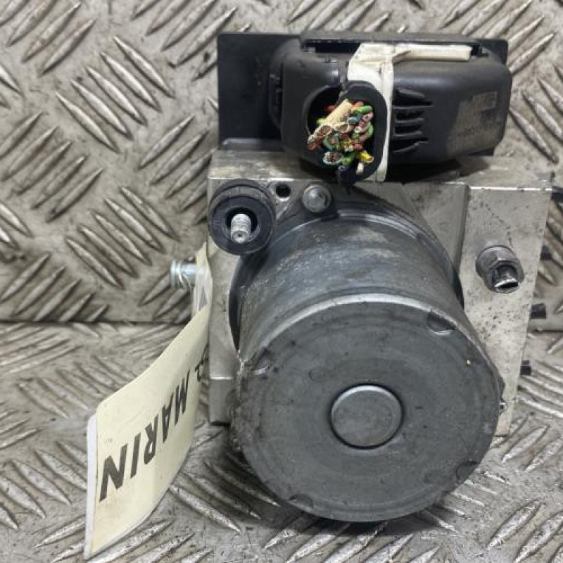 Bloc ABS (freins anti-blocage) PEUGEOT 508 1 SW Photo n°4