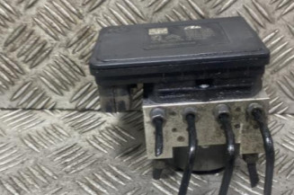 Bloc ABS (freins anti-blocage) PEUGEOT 208 1 Photo n°1