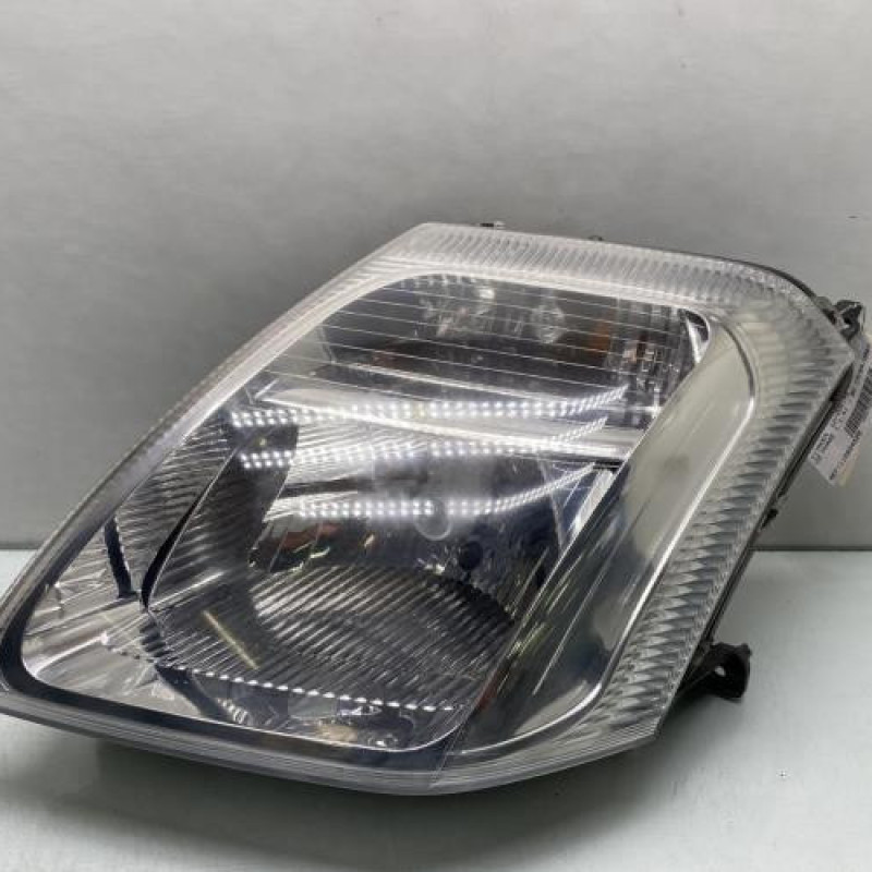 Optique avant principal gauche (feux)(phare) CITROEN C2 Photo n°1