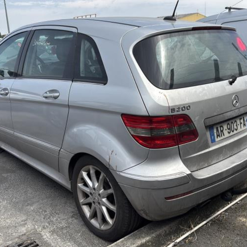 Anti brouillard gauche (feux) MERCEDES CLASSE B 245 Photo n°7