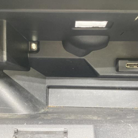 Boite a gants AUDI A1 1