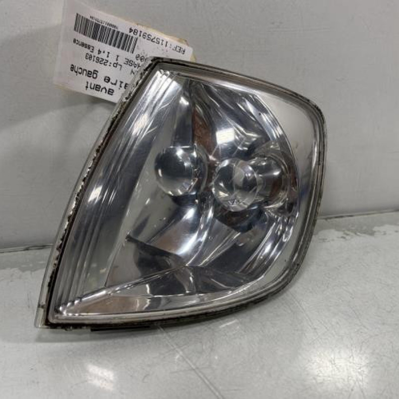 Optique avant secondaire gauche (feux)(clignotant) VOLKSWAGEN POLO 3 Photo n°2