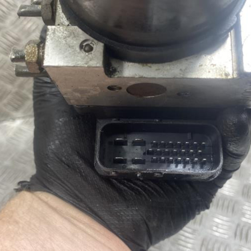 Bloc ABS (freins anti-blocage) HYUNDAI TUCSON 1 Photo n°8